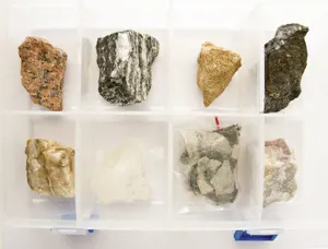 Stensamling, bjergarter/mineraler (768027)