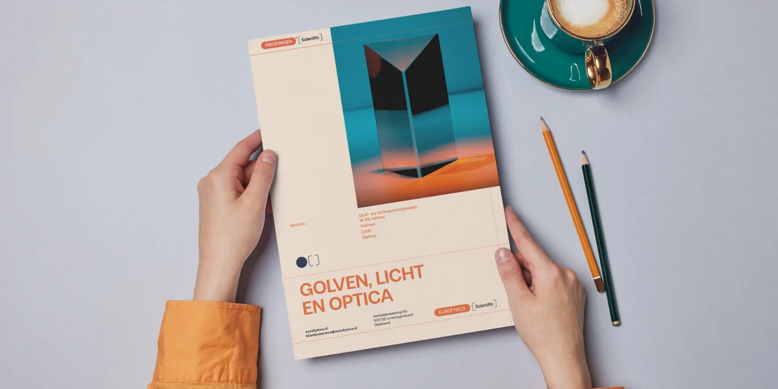 De catalogus "Golven, licht en optica"