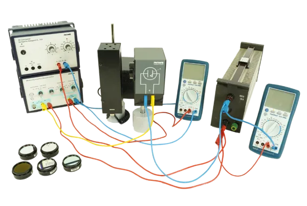 Planck's quantum of action og photoelektrisk effekt  (506050)