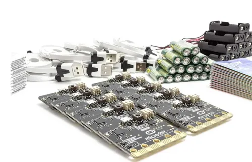 BBC micro:bit v2, med tilbehør, pk á 10 BBC micro:bit v2, med tilbehør, pk á 10 (663020)
